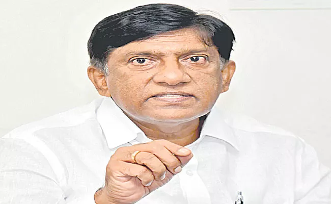 Vinod Kumar Slams PM Modi Over Unlimited Largesse For Gujarat - Sakshi