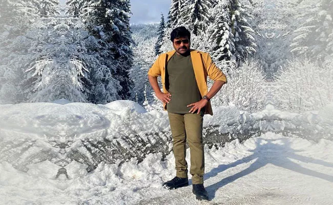 Megastar Chiranjeevi Shares Waltair Veerayya video in Instagram Goes Viral - Sakshi