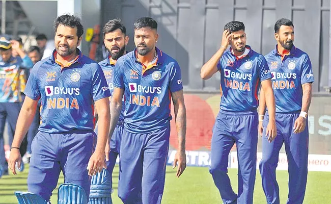 Team India Eye-On ODI Series Vs Sri Lanka 2nd ODI Match Eden Gardens - Sakshi