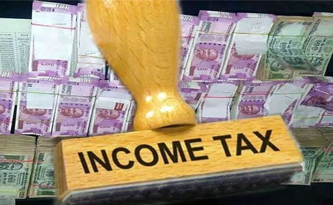 Income Tax Officers Raid In Hyderabad Telangana - Sakshi