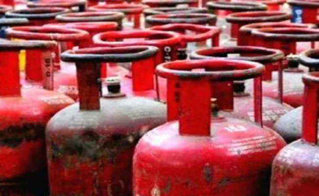 LPG Gas Price in Hyderabad - Sakshi