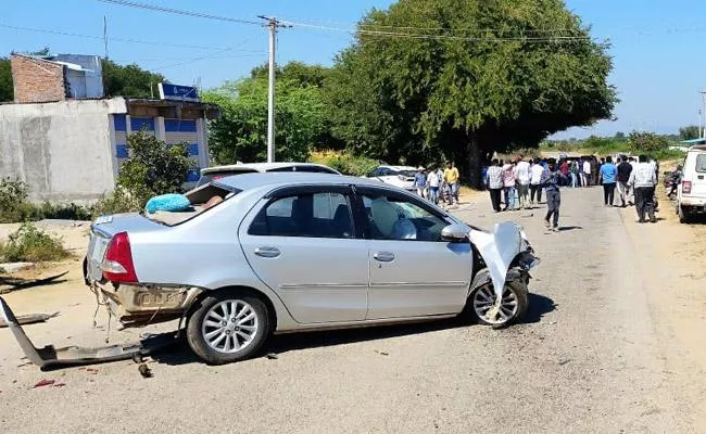 Conspiracy in Minister Peddireddy Convoy Accident: Adapa Seshu - Sakshi