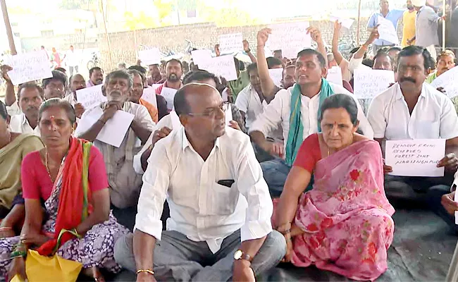 Farmers Protest Against Jagtial Master Plan - Sakshi