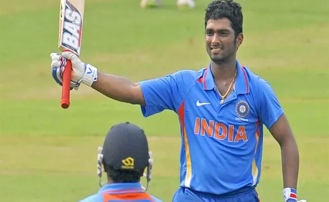 Former India Under 19 Captain Vijay Zol Booked For Kidnapping - Sakshi