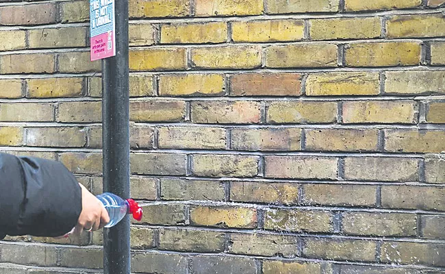 London walls get repellent paint to prevent public urination - Sakshi