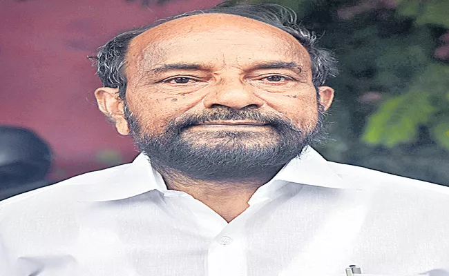 Telangana: BC Leader R Krishnaiah Demand To Rise Scholarship For Students - Sakshi