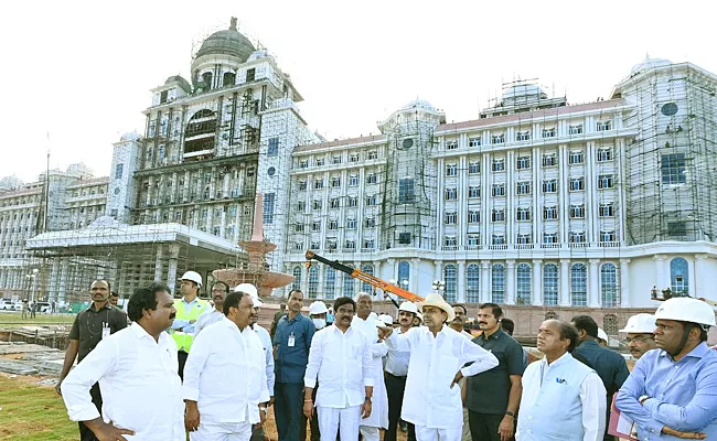  CM KCR Visits The New Secretariat And Inspects Construction Works - Sakshi