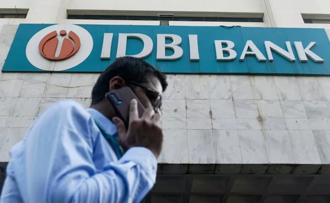 Idbi Bank Q3 Results: Profit Jumps 60pc To Rs 927 Crore - Sakshi