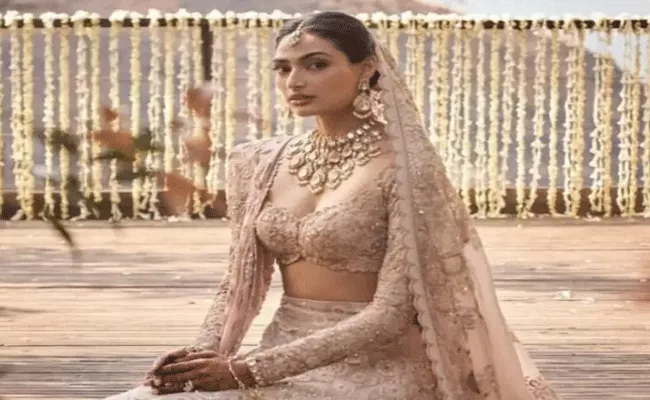 Athiya Shetty Wedding Wear Lehenga Design Goes Viral In Social Media - Sakshi