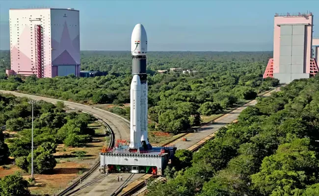 Isro to launch 36 OneWeb internet satellites on LVM-3 - Sakshi