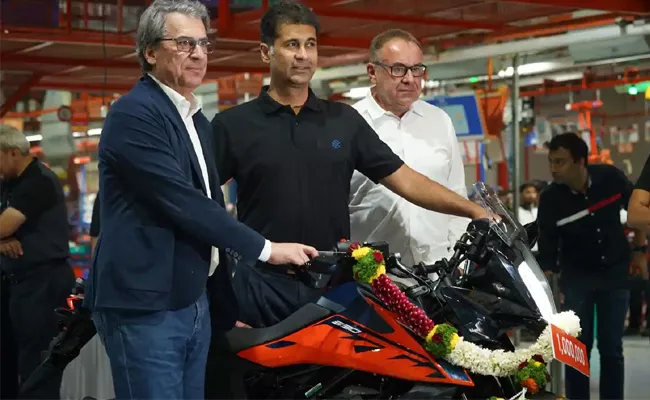 Bajaj KTM Partnership Crosses 1 Million Unit Production Motorcycle From Chakan Plant - Sakshi