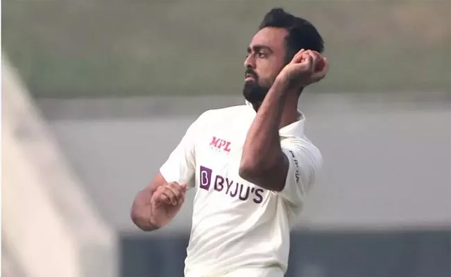 Jaydev Unadkat Hat Trick In 1st Over 5 Wicket Haul 2nd Over Rare Record - Sakshi