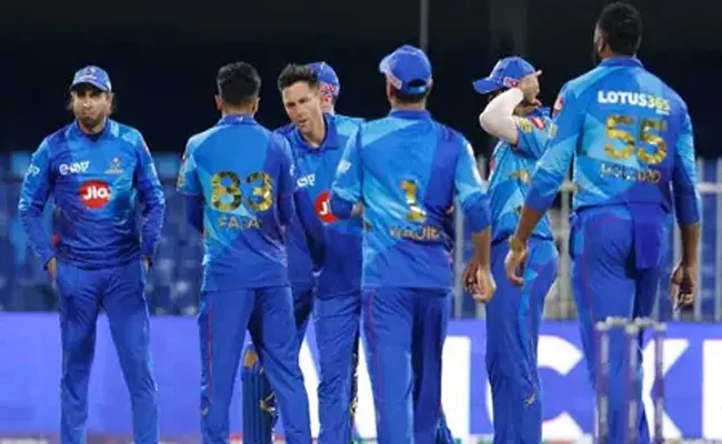 MI Emirates thump Desert Vipers by 157 runs  - Sakshi