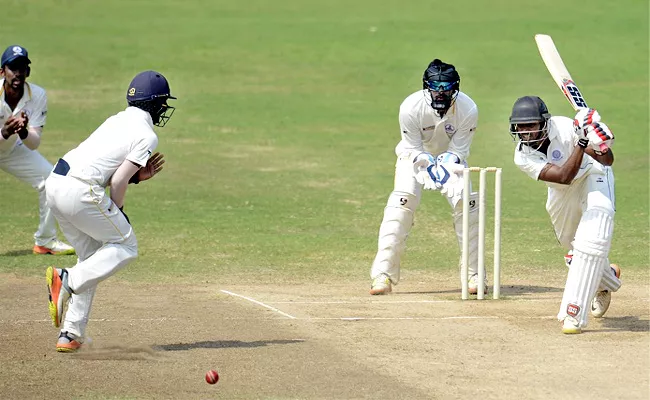 Madhya Pradesh takes on rejuvenated Andhra in Elite quarterfinal - Sakshi