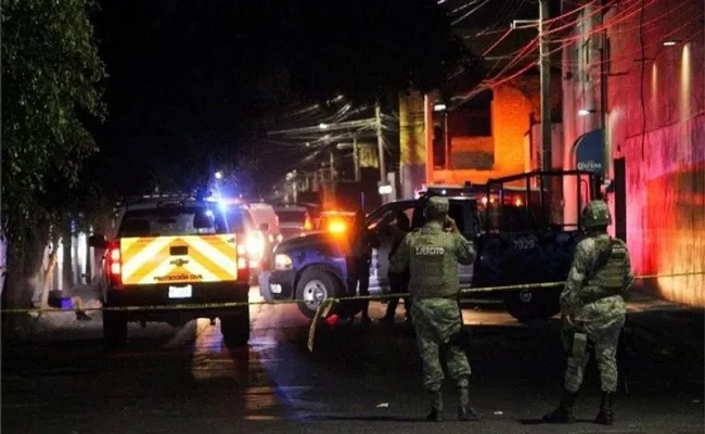 Eight people Kills in northern Mexico nightclub - Sakshi