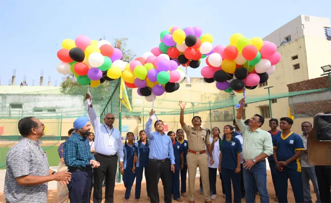 Hyderabad Police Commissioner CV Anand Inaugurated Play Ground In Sarada Vidyalaya - Sakshi