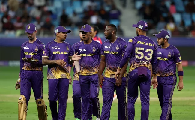 Dubai Capitals top order thump Abu Dhabi Knight Riders in massive win - Sakshi