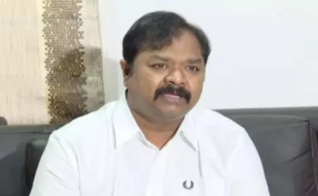 Minister Dadisetti Raja slams Chandrababu, Yanamala Ramakrishnudu - Sakshi