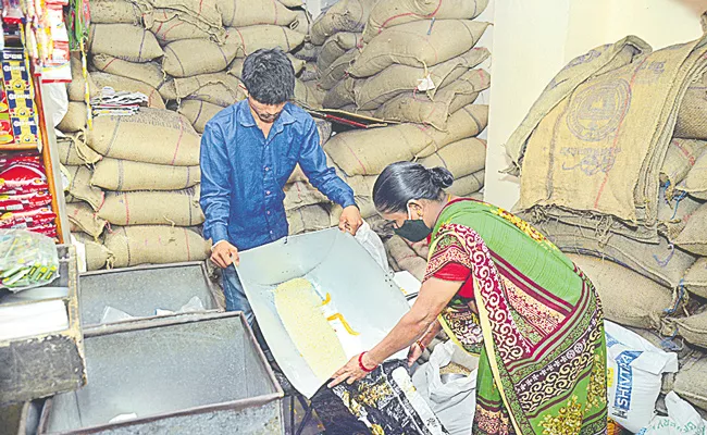 Centre To Roll Out Free Ration Distribution From 5th Jan 2023 - Sakshi