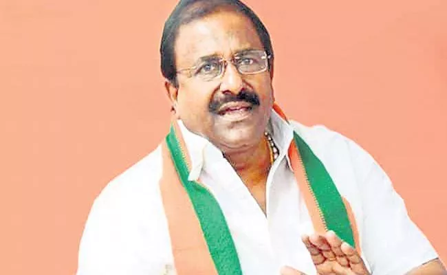 Somu Veerraju Comments On CM KCR - Sakshi