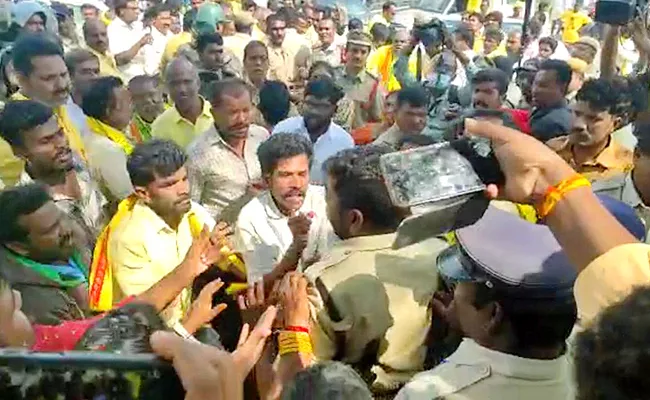 TDP Overaction against police during Chandrababu kuppam visit - Sakshi