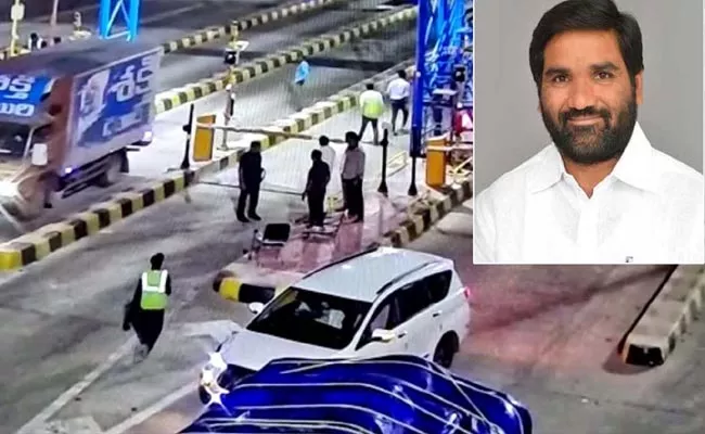 MLA Durgam Chinnaiah Denied Reports Of Attack On Toll Plaza Staff - Sakshi