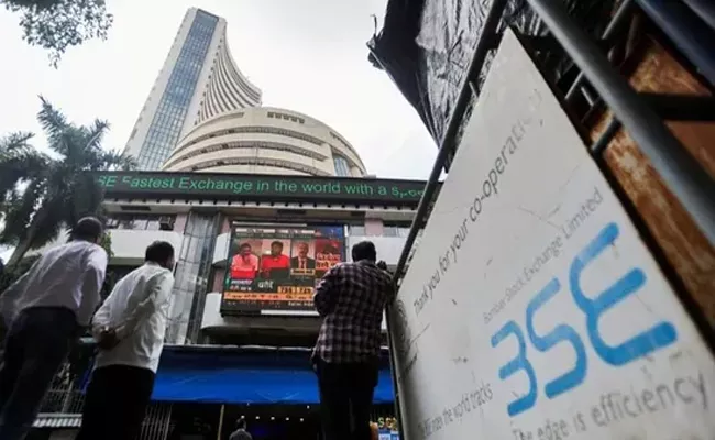 Sensex 126 Points To Settle At 61,294, Nifty Green At 18,233 - Sakshi