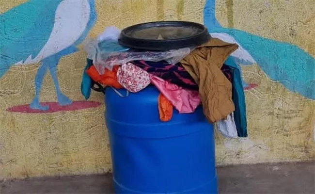 woman decomposed body found in palstic drum at bengaluru - Sakshi