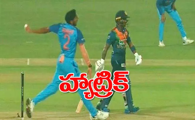 IND vs SL: Netizens troll Arshdeep Singh for hat trick of NO balls - Sakshi