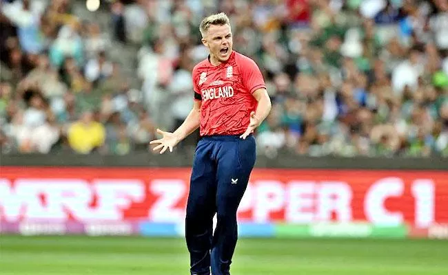 Sam Curran Shares Shocking Experience Airline Apologises Him - Sakshi