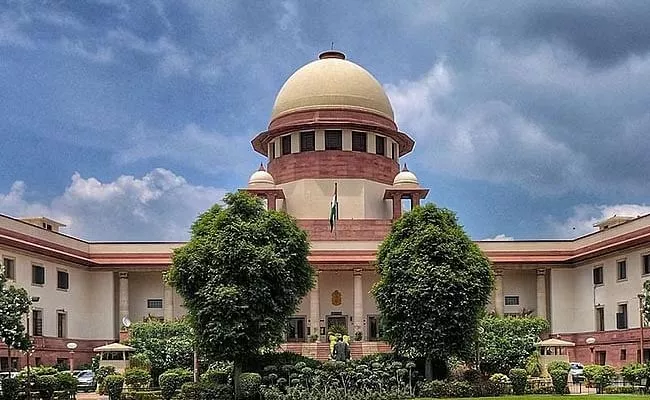 Supreme Court Notice To Center And TS For Demerger Of Institutions - Sakshi