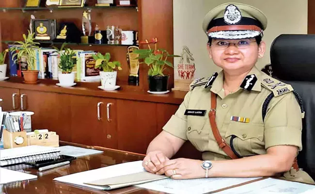 Additional DGP Swati Lakra About Telangana She Team - Sakshi