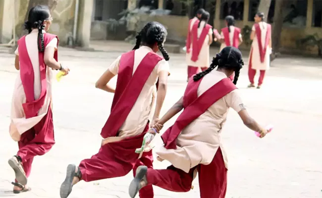 Kerala School Announced Menstrual Holiday Inspires Others Steps To Take - Sakshi