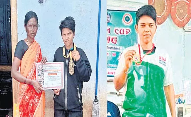 She Excels As Power Lifter Venkatalakshmi In Kurnool  - Sakshi