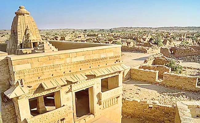 No Man Living Haunted Rajasthan Village Kuldhara Abandoned For Centuries - Sakshi