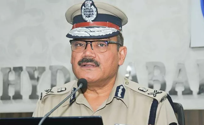 DGP Anjani Kumar Warning To Fake Seeds Sellers In Telangana - Sakshi