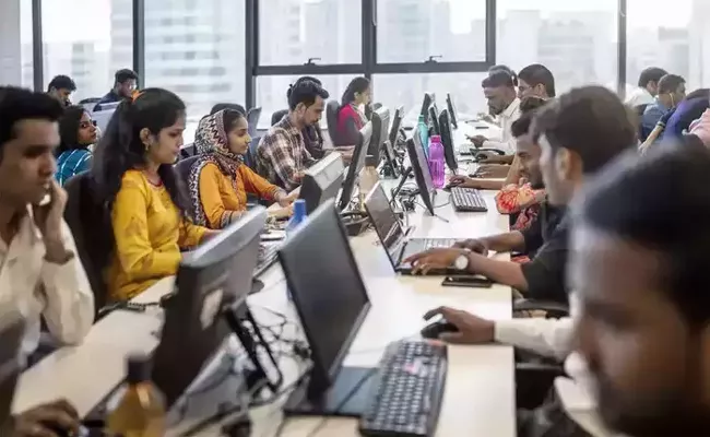 In The First Half Of 2023, There Will Be Fewer Layoffs Said Naukri Survey - Sakshi