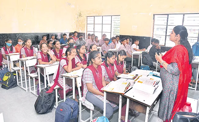 Telangana Teachers Promotions And Transfers Only If Principals Agree - Sakshi