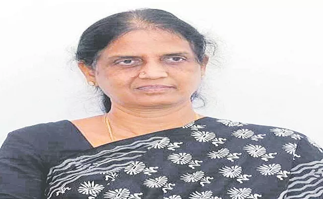 Minister Sabitha Indra Reddy Arguments In OMC Case - Sakshi