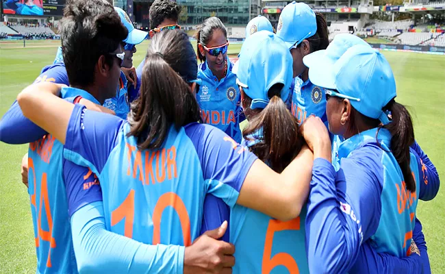 Womens T20 WC: India-W Vs England-W live Match And Updates - Sakshi