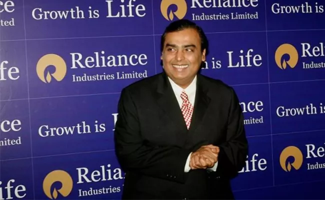 Hindenburg Report: Mukesh Ambani Is Richest Asian As Gautam Adani Drop Out Top 10 - Sakshi