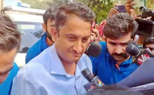 Delhi Cops Take Sandhya Convention Md Sridhar Into Custody - Sakshi