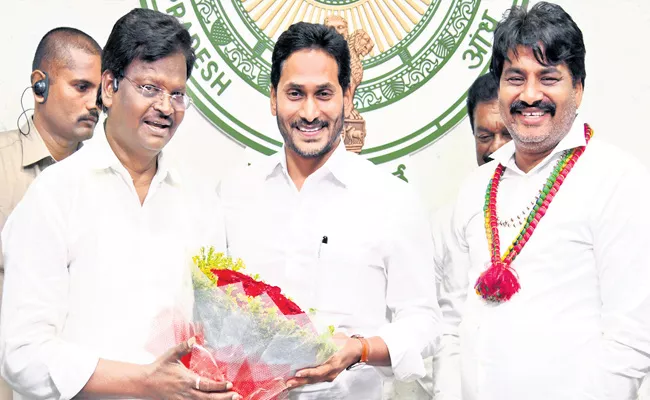 Local Bodies MLC Elections YSRCP Candidate Subramanyam Cipai - Sakshi