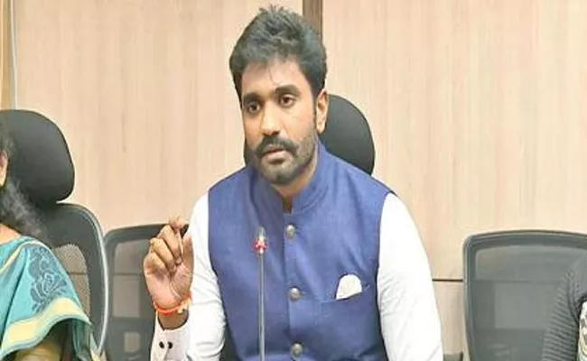 Mp Margani Bharat Praises Cm Ys Jagan Over Mlc Seat Allotment - Sakshi