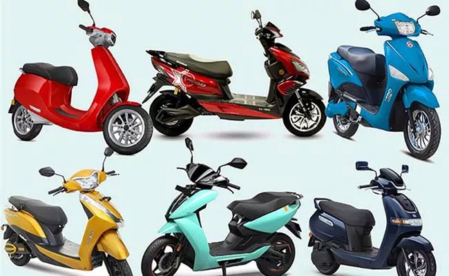 Two wheeler electric vehicle sales may fall short of 1 million target - Sakshi