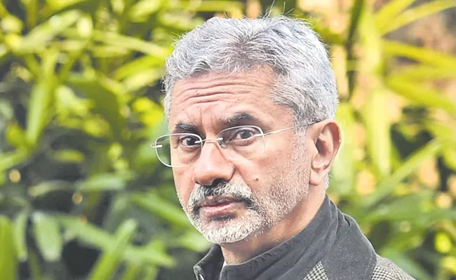 Jaishankar says Indira Gandhi removed his father as Union Secretary - Sakshi