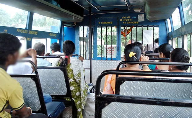 Man Pee Urine On Women Passengers At Karnataka RTC Bus - Sakshi