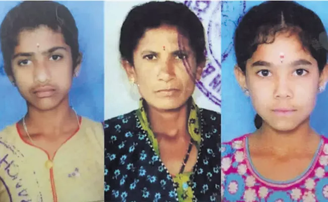 Husband Sets Wife And Two Daughters Fire Karnataka - Sakshi