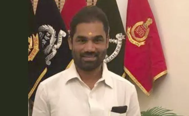 Union Minister Kishan Reddy Nephew Jeevan Reddy Died Of Heart Attack - Sakshi