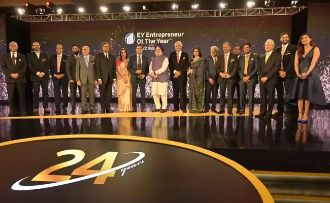 Sajjan Jindal Wins Ey Entrepreneur Of The Year Award 2022 - Sakshi